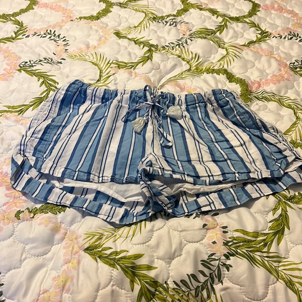 Vineyard Vines pajama shorts